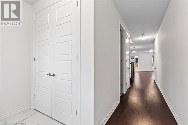 Building Photo - 340 Thimbleweed Ct