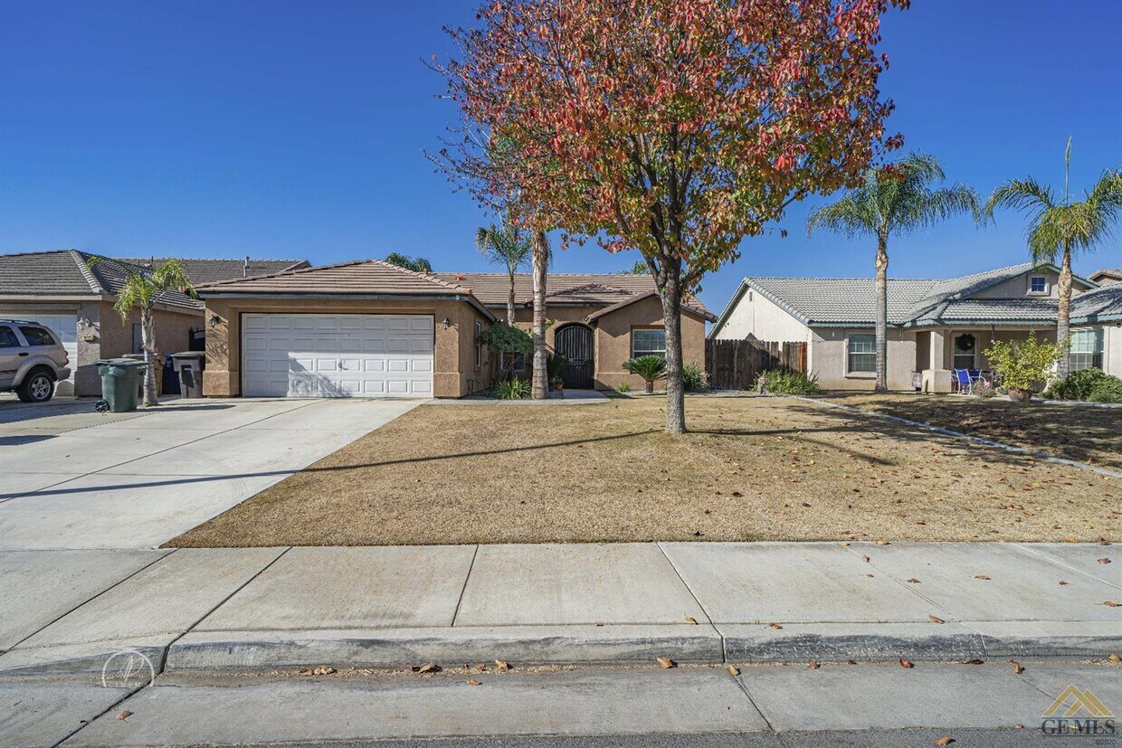 8111 Capitan Dr, Bakersfield, CA 93313 House Rental in Bakersfield