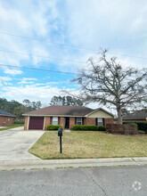 Building Photo - 1649 Latham Ct