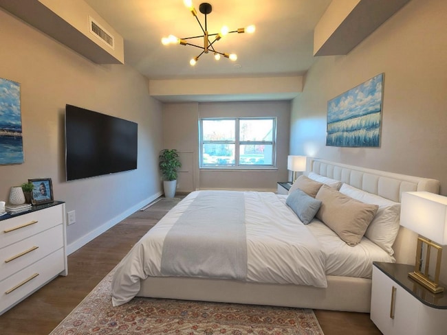 Building Photo - 1903 Country Ln