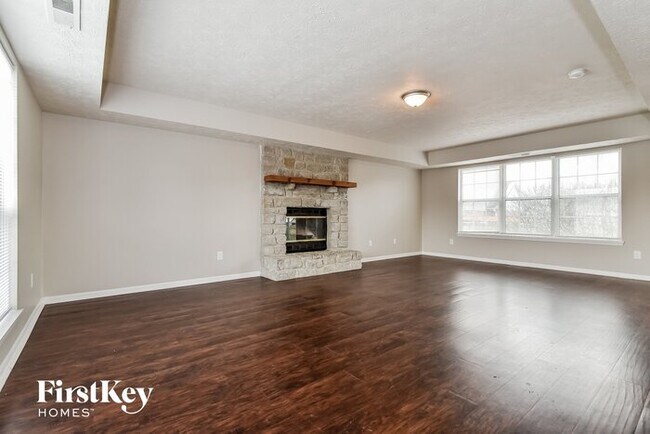 Foto del edificio - 9211 Lansburgh Cir