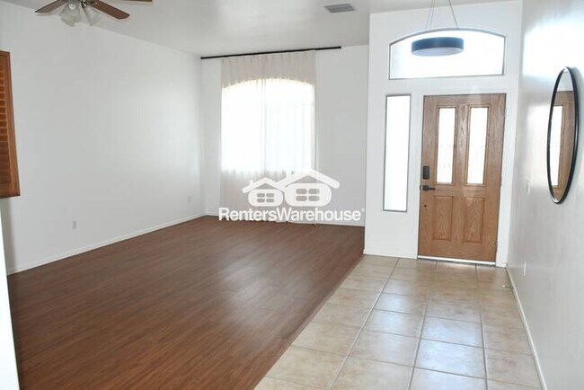 Building Photo - Remodeled 3 Br 2 Ba 3 Cg Home with Pool Near Valencia and I-10 in Tucson