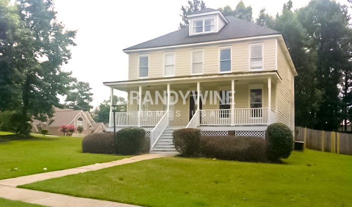 Primary Photo - 170 Memory Ln