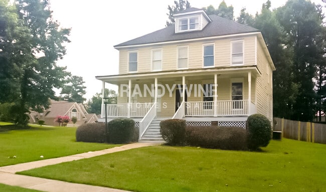 Building Photo - 170 Memory Ln