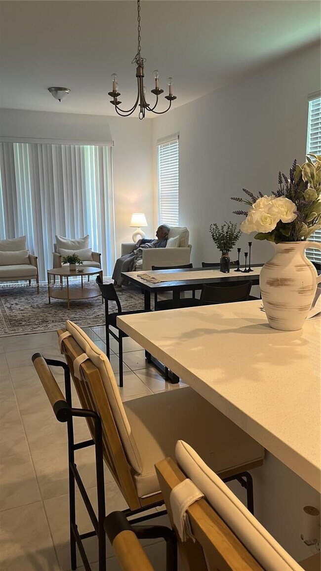 Foto del edificio - 5506 Soria Ave