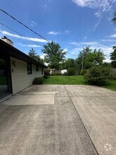 Building Photo - 279 Mockingbird Ln