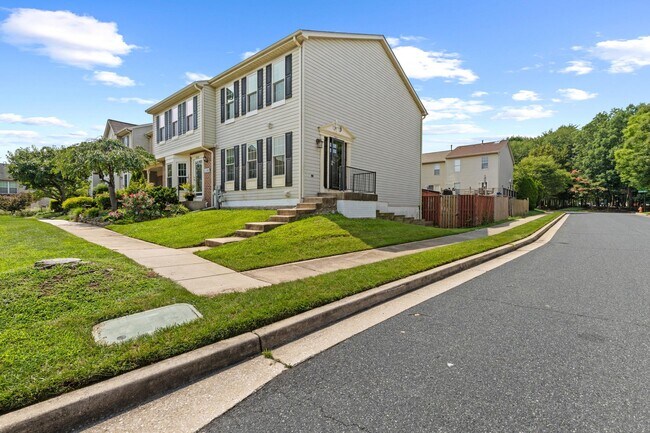 Foto del edificio - 5411 Castlestone Dr