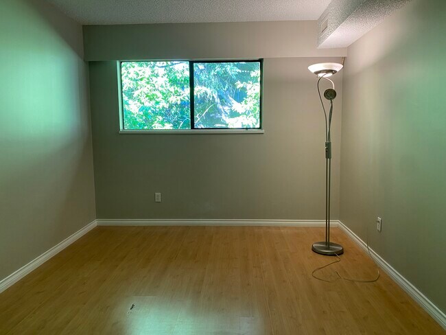 Chambre principale - 1023 Old Lillooet Rd