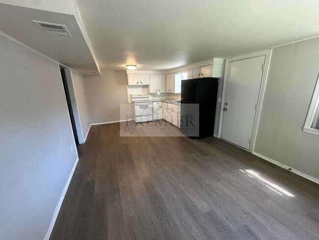 Foto del edificio - 308 N McKissock St