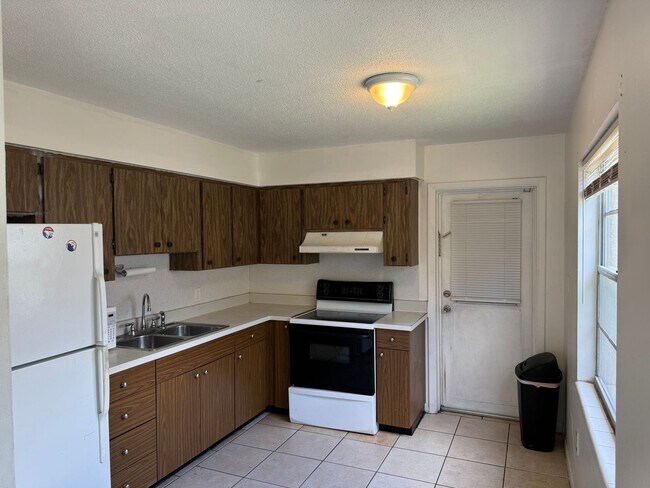 Foto del edificio - P2NPs Duplex 4915 - 4917 21st St W