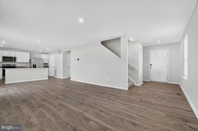 Foto del edificio - 3155 White Tail Dr