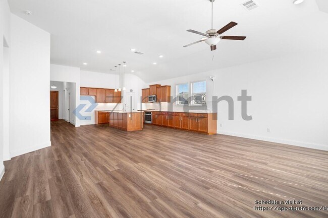 Foto del edificio - 2900 Long Slope Rd