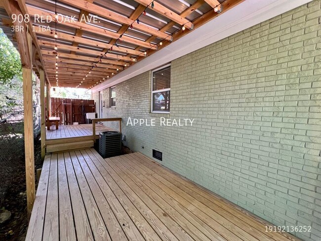 Building Photo - 908 Red Oak Ave. - Available June 14