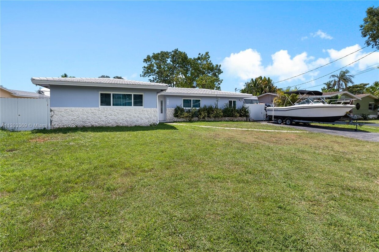 1980 NW 33rd Ct, Oakland Park, FL 33309 House for Rent in Oakland