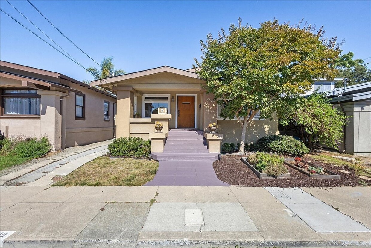 Foto principal - 2529 Noble Ave