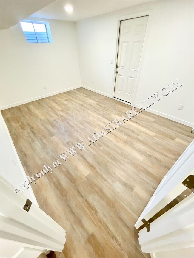 Building Photo - Affordable Living in Kansas City-Available...