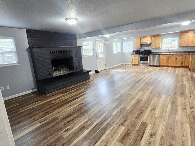 Foto del edificio - 62464 E Brightwood Loop Rd