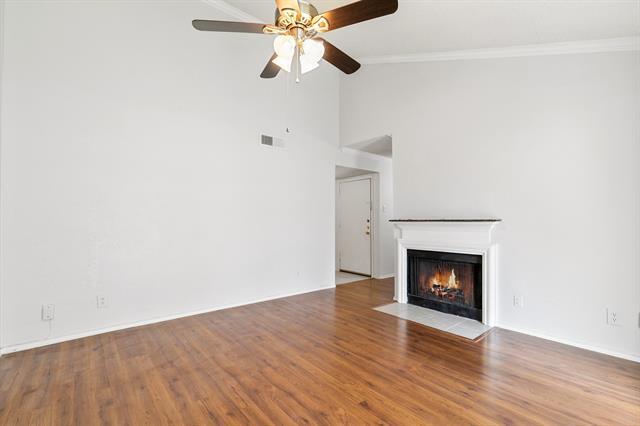 Foto del edificio - 5300 Keller Springs Rd