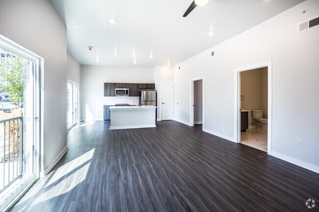 1HAB, 1BA - 828SF - Brookhaven Lofts