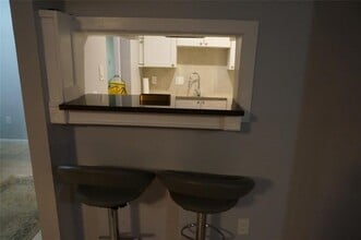 Building Photo - 8427 Hearth Dr
