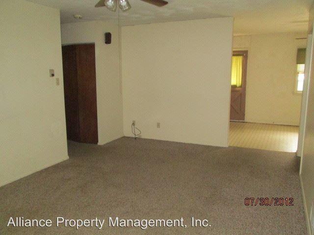 Building Photo - 4 br, 2 bath Apartment - 1427 Hartford Rd.