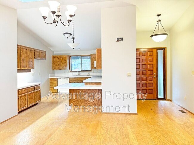 Foto del edificio - 3698 NW Oleander Pl