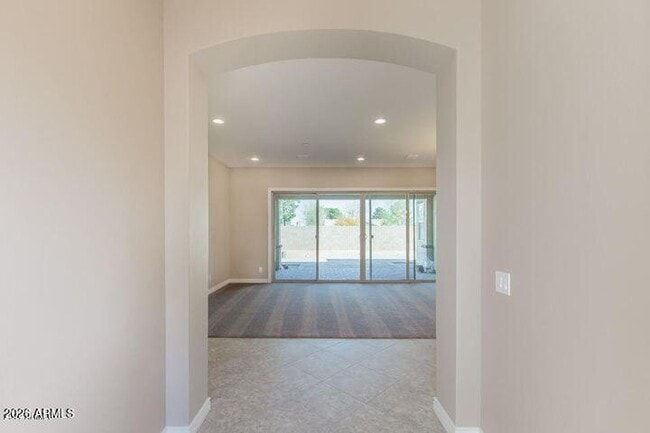 Building Photo - 20550 E Raven Dr