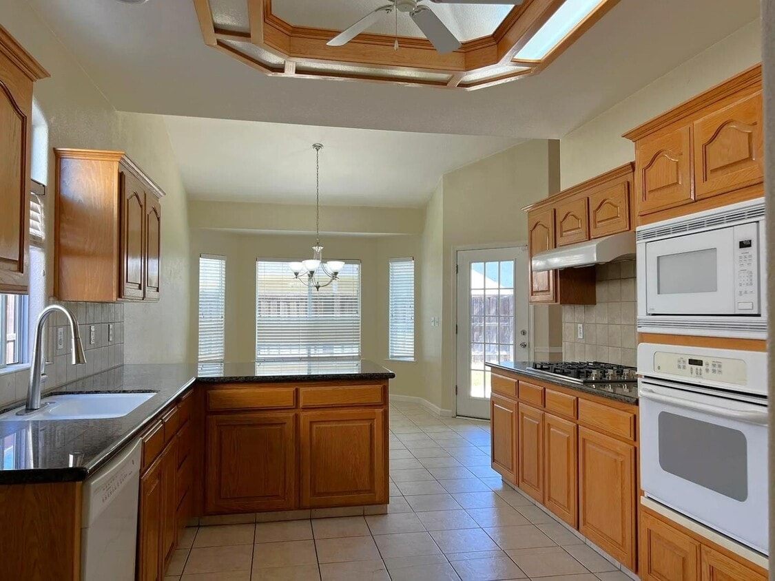 Foto del edificio - 4778 W Oswego Ave