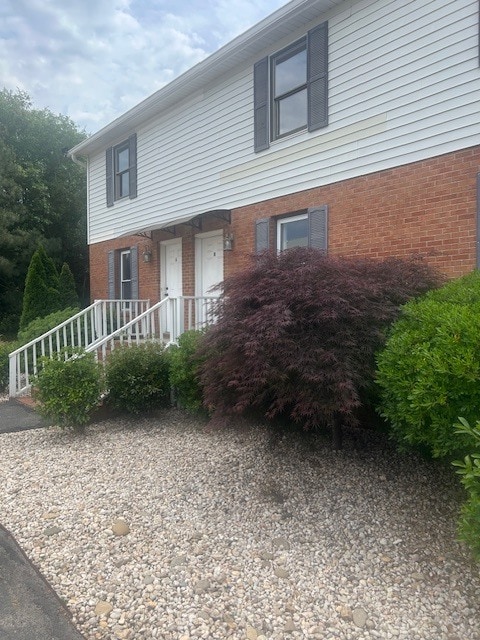 Building Photo - 4026 Calvary Rd