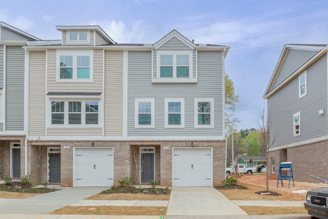 Building Photo - 800 Rosefield Dr