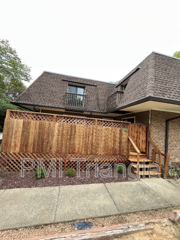 Foto del edificio - 101 Finley Forest Dr