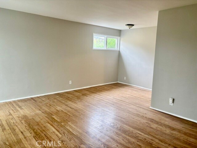Foto del edificio - 8432 Barnsley Ave