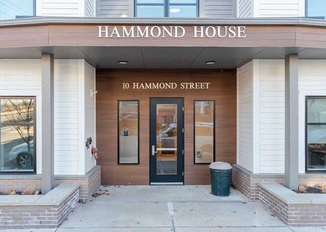 Building entrance - 10 Hammond St