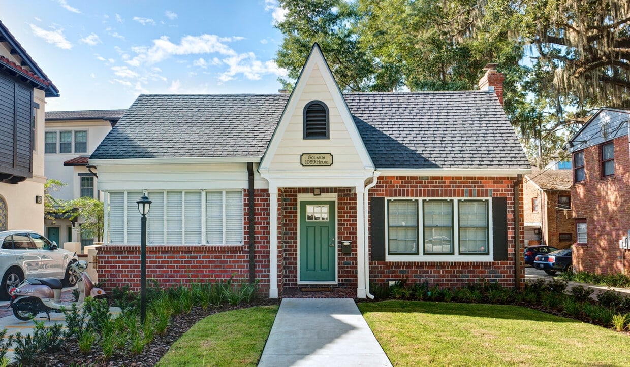 1059 SW 6th Ave, Gainesville, FL 32601 House Rental in Gainesville