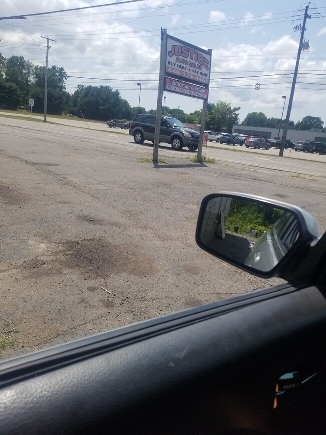 Foto del edificio - 6027 Elyria Ave