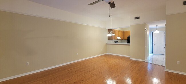 Foto del edificio - 2/2.5 Townhome Mile Run