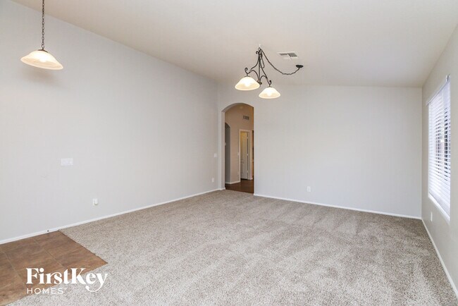 Foto del edificio - 29604 N Candlewood Dr