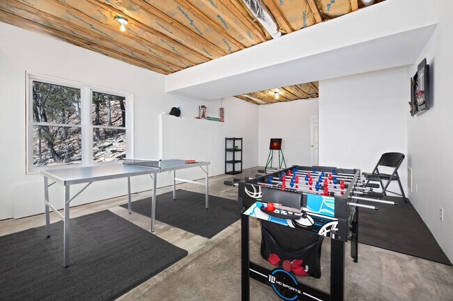 Foto del edificio - 12310 Slate Gap Rd