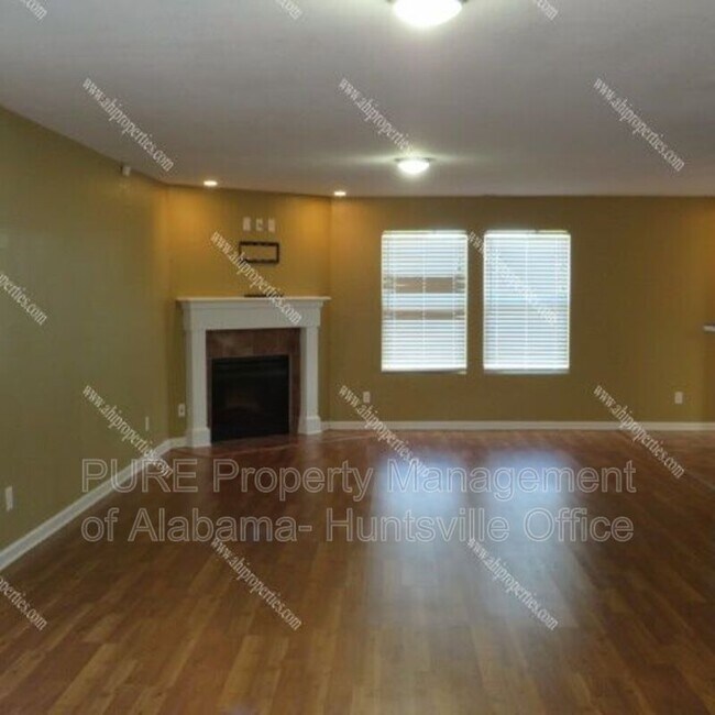 Foto del edificio - 3312 Lakeland Dr SW