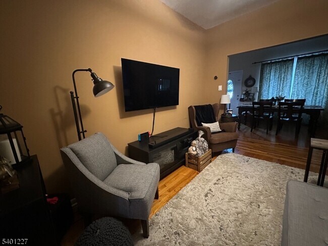 Foto del edificio - 18 Hilton St