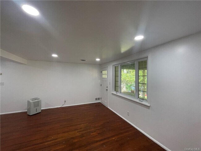 Building Photo - 1822 Morris Ln
