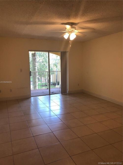 Foto del edificio - 5560 NW 61st St