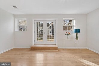 Building Photo - 47516 Anchorage Cir