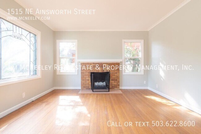 Photo - 1515 NE Ainsworth St House