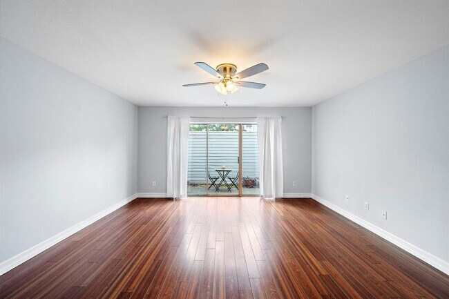 Foto del edificio - 1212 Fairview St