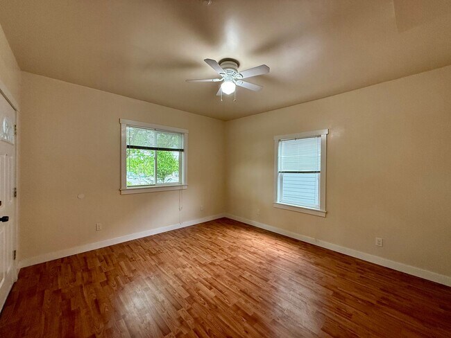 Foto del edificio - 4429 Rainier Ave S