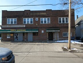 Building Photo - 2232 W 103rd St