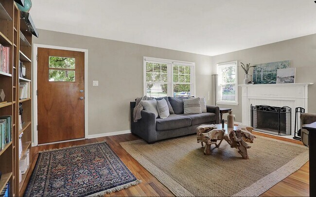 Foto del edificio - 5634 N Rural St