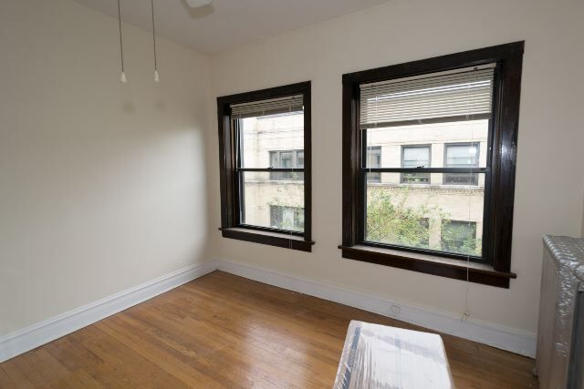 Foto del edificio - 3520 N Broadway