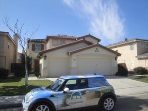 Building Photo - 1424 Mesa View Ln